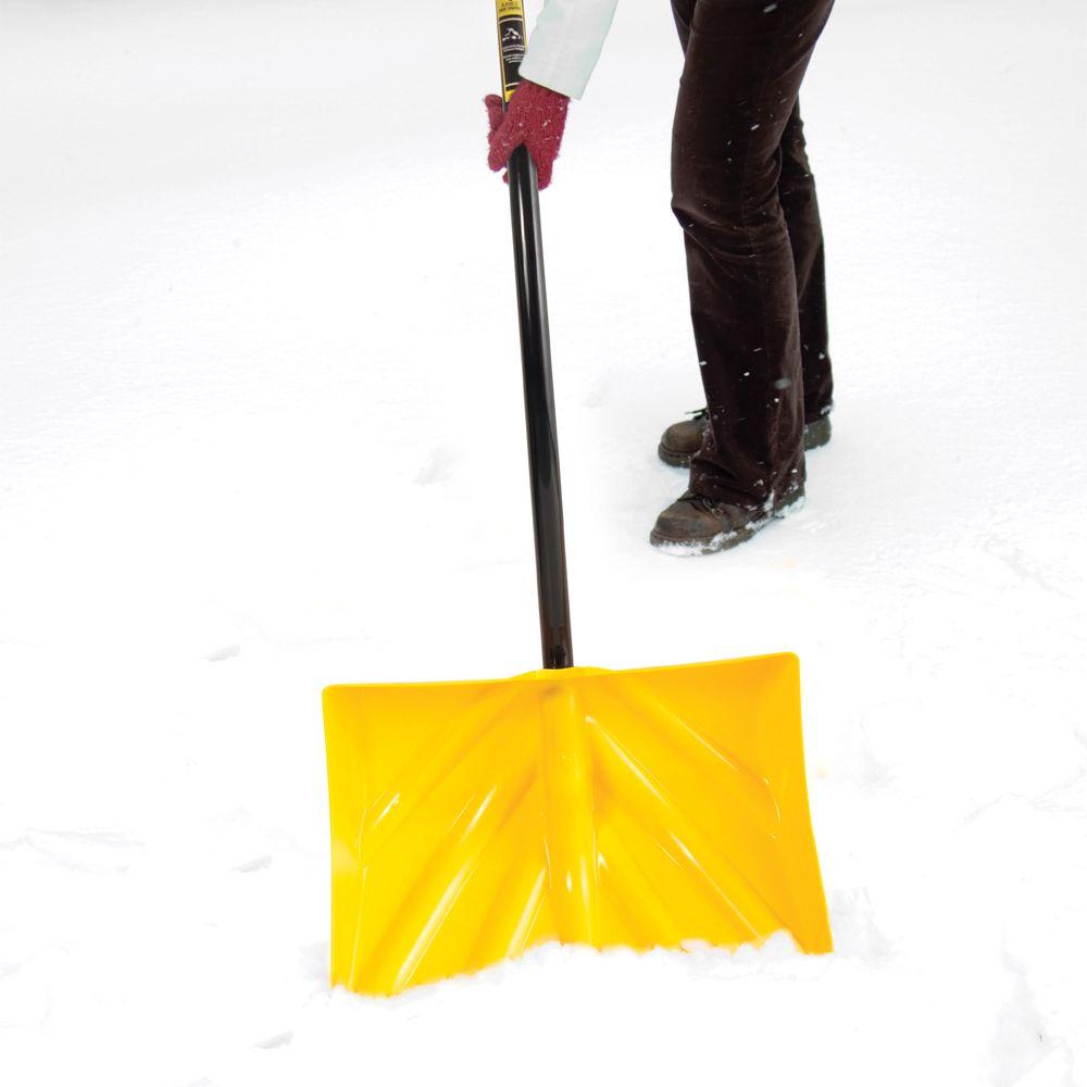 Ergonomic Mountain Mover Snow Shovel 18 in. W/ Oversized Grip For