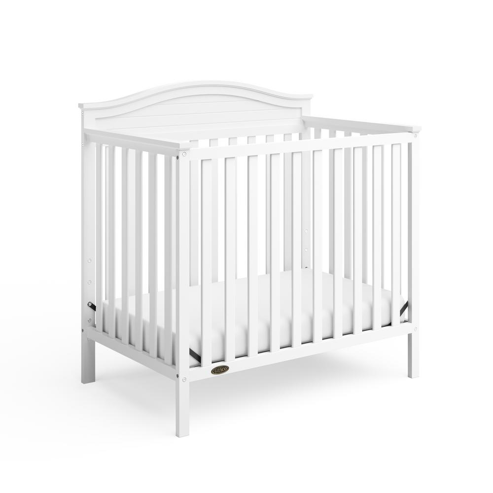 https://images.homedepot-static.com/productImages/32e75993-9a0f-4bd8-b267-a16658d0abdb/svn/white-graco-cribs-04511-101-64_1000.jpg