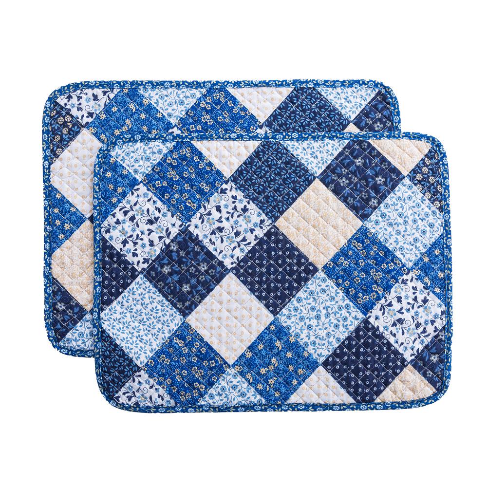 COUNTRY LIVING Little Stars 19 in. x 13 in. Red Quilted Microfiber