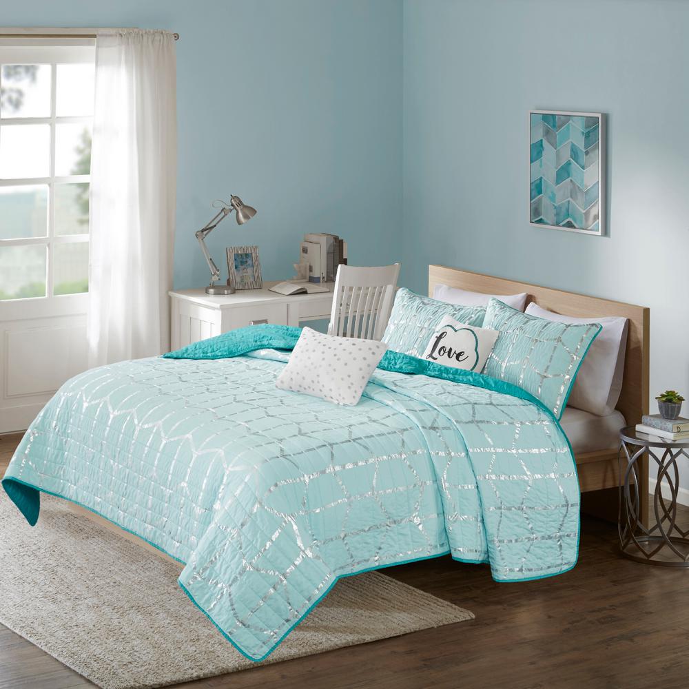 Intelligent Design Khloe 5Piece Aqua/Silver King/California King Geometric Coverlet SetID13