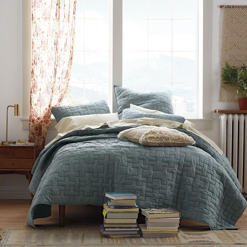 Cressida Charcoal Linen King Quilt V021158 The Home Depot