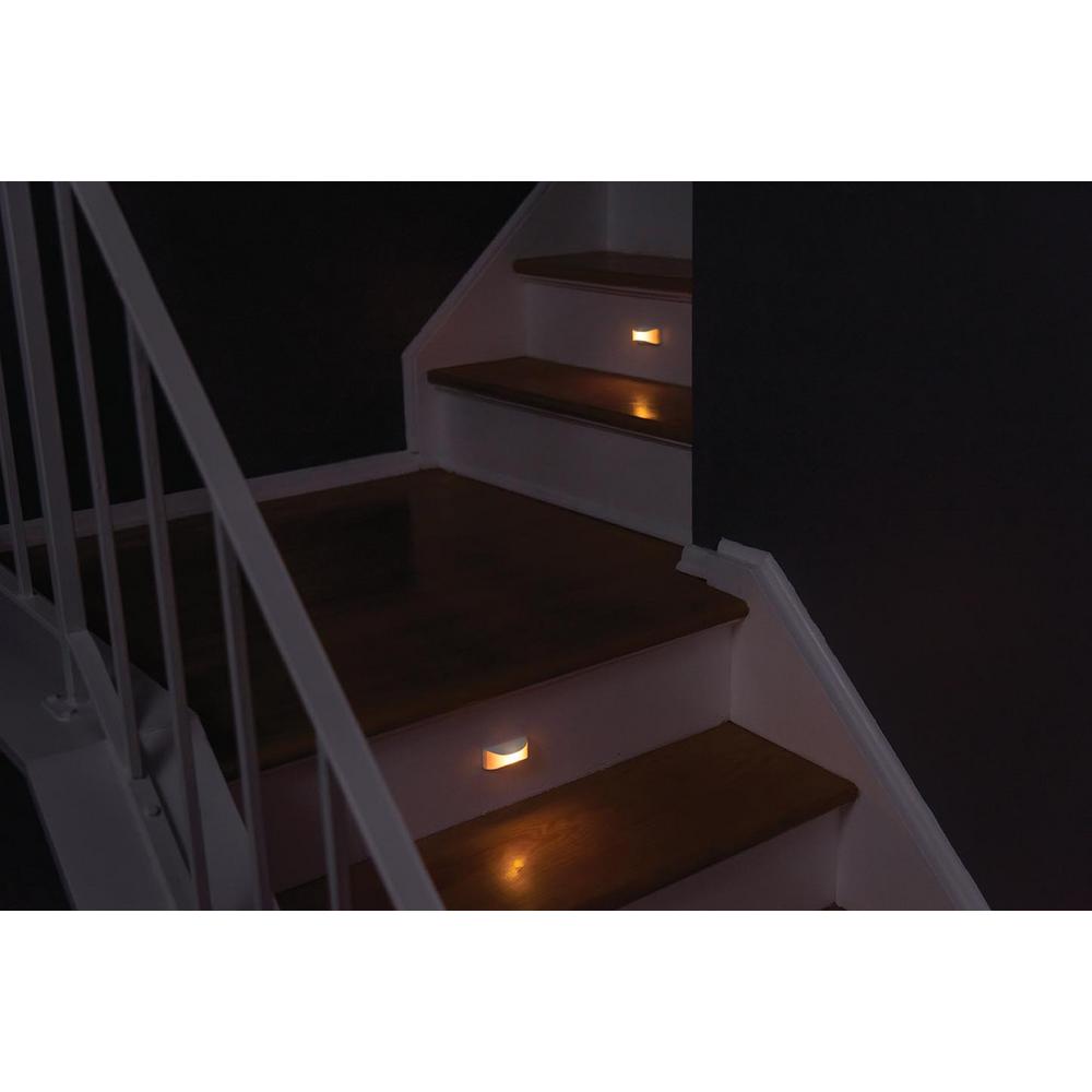 Mr Beams Led Battery Powered Dusk To Dawn Light 2 Pack