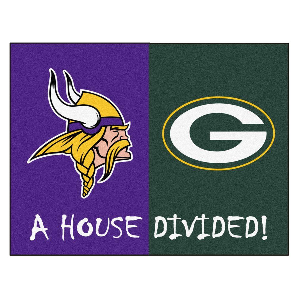 FANMATS NFL Vikings/Packers Purple House Divided 2 ft. 10 in. x 3 ft. 9