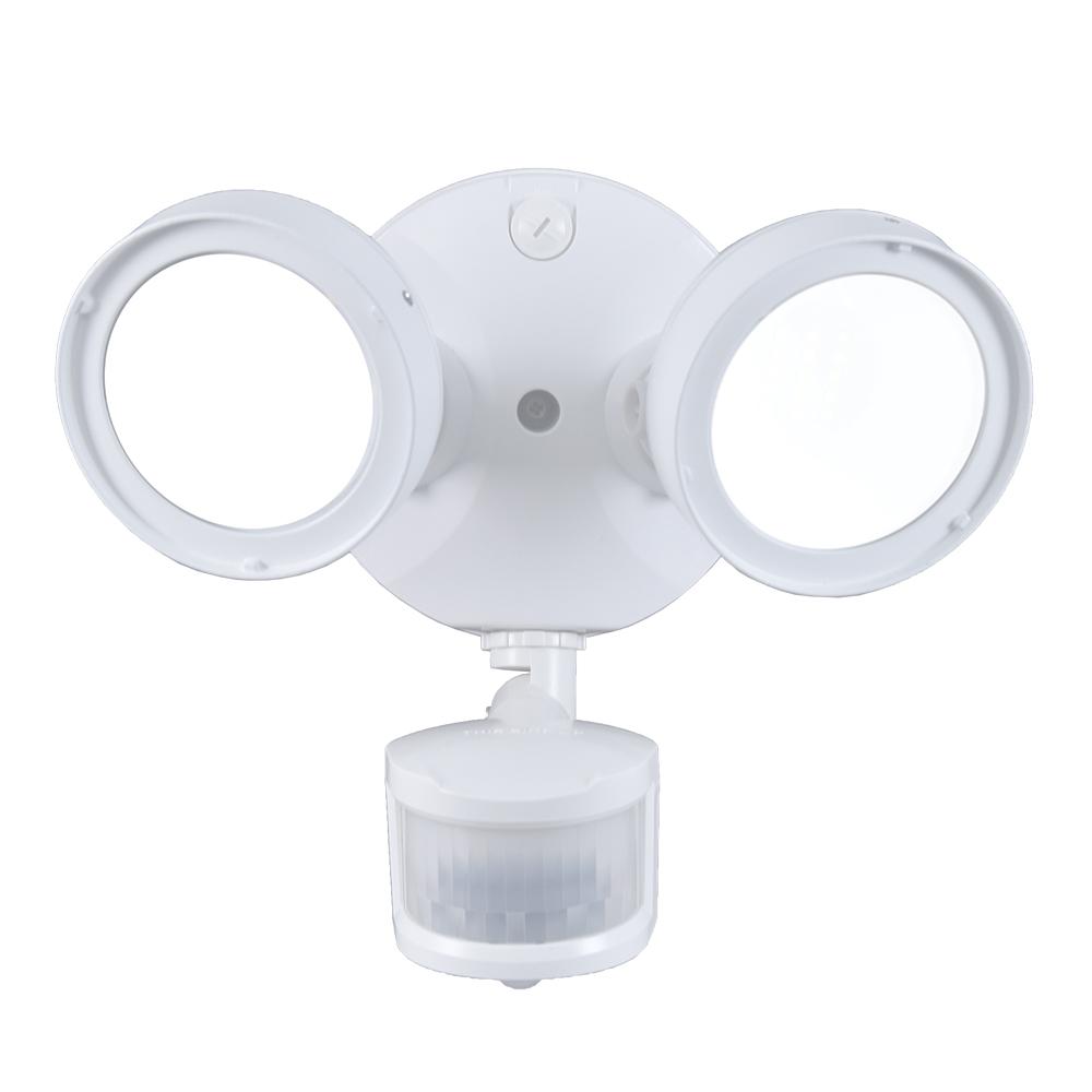 Defiant 180° White Motion Activated Sensor Twin Head Round Outdoor Integrated Led Security Flood