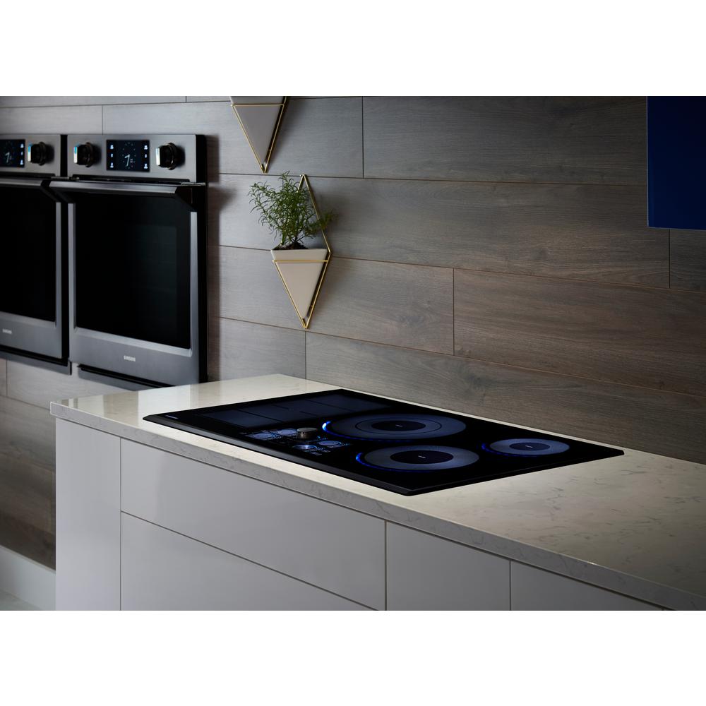 Samsung 36 In Induction Cooktop With Stainless Steel Trim With 5