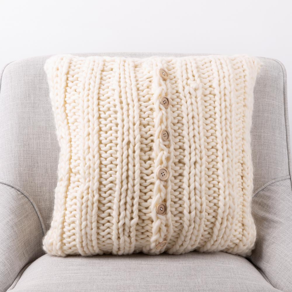Glitzhome 18 In L X 18 In W Diamond Handmade Cotton Rope Pillow