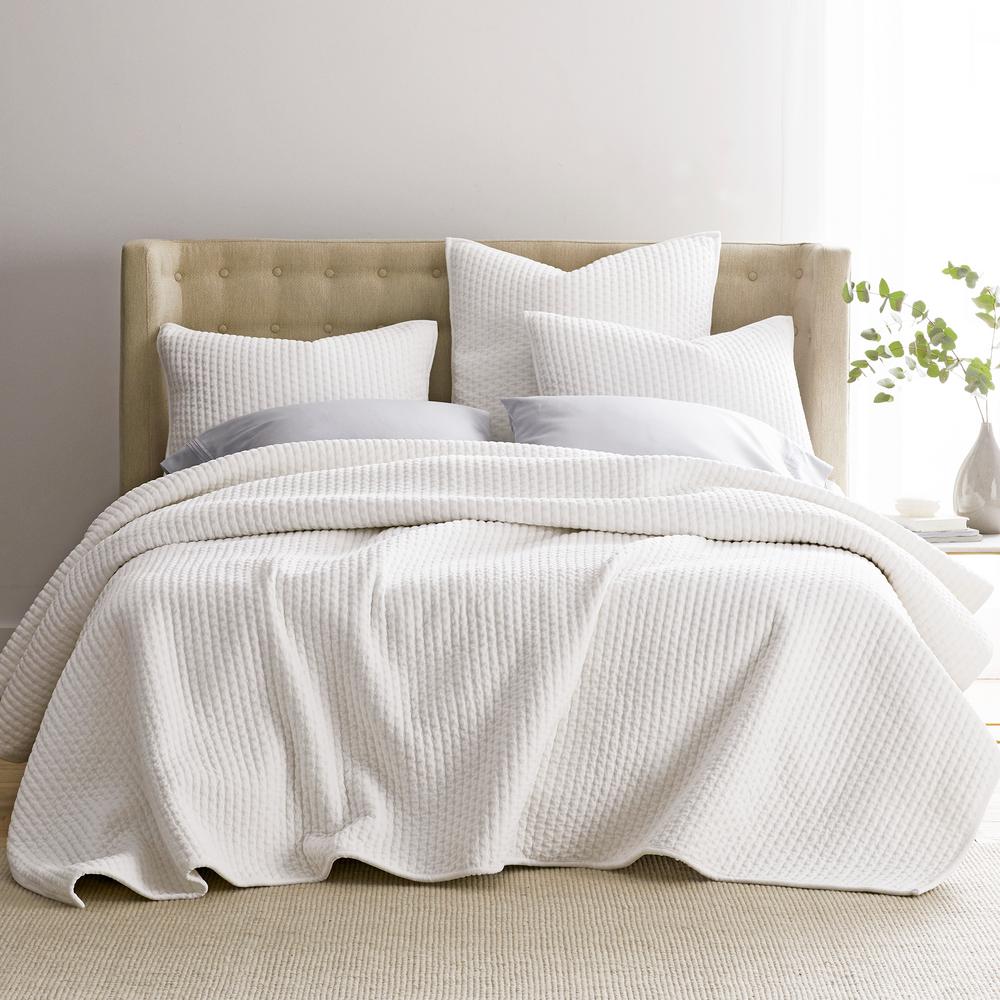 The Company Store Legends Paloma Cotton Textured King Quilt in White ...