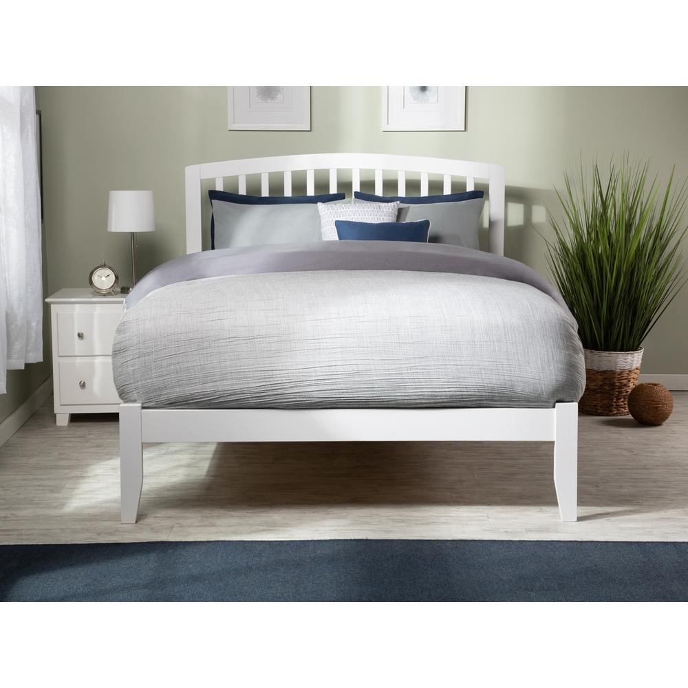 Atlantic Furniture Richmond White Queen Platform Bed With Open