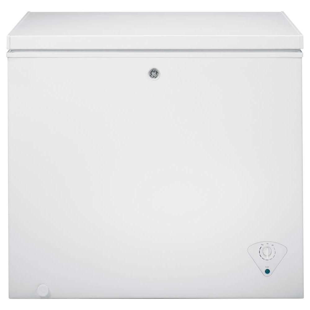 Ge Garage Ready 7 0 Cu Ft Manual Defrost Chest Freezer In White
