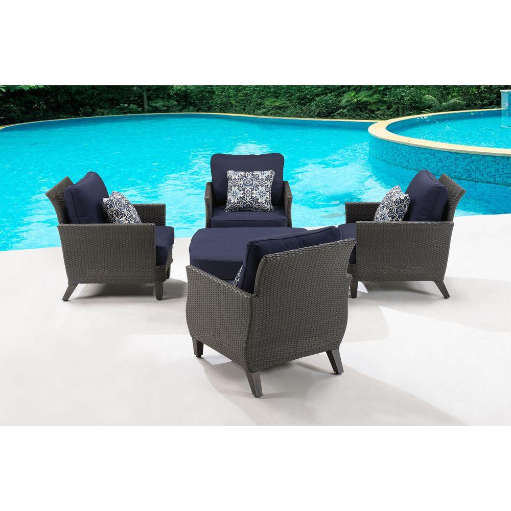 Hanover Savannah 5 Piece All Weather Wicker Patio Chat Set With