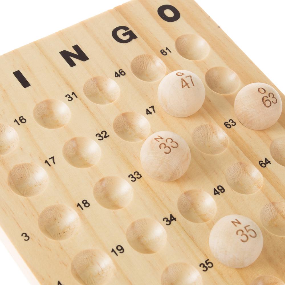 Bingo spinner and balls