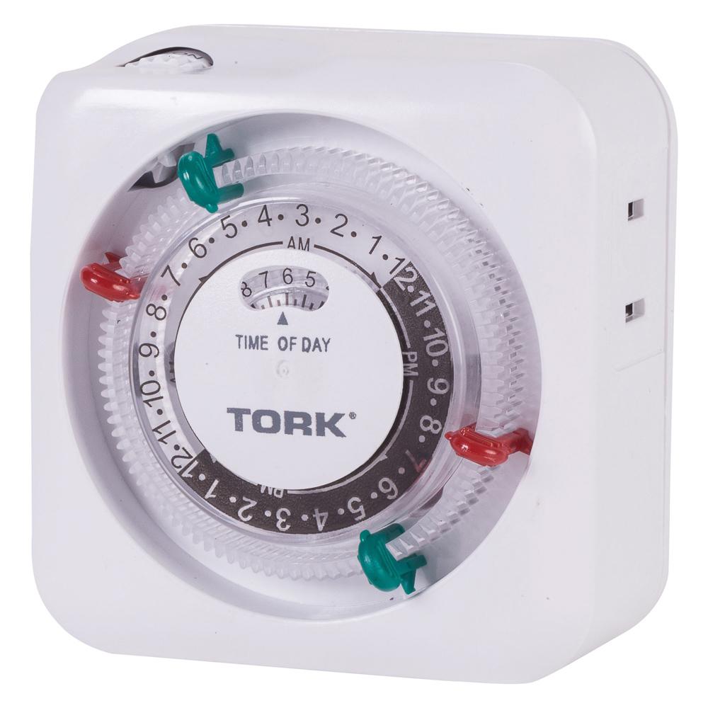 Tork 24 Hour Indoor Plug In 1 Polarized Night Light Timer Tork 24 Hour Indoor Plug In 1 Polarized Night Light Timer