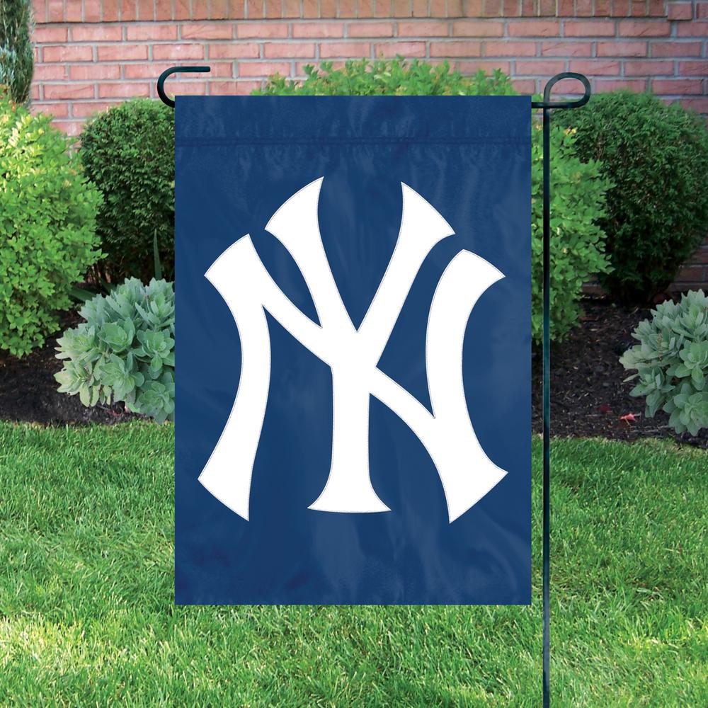 Party Animal Inc New York Yankees Premium Garden Flag Gmnyy