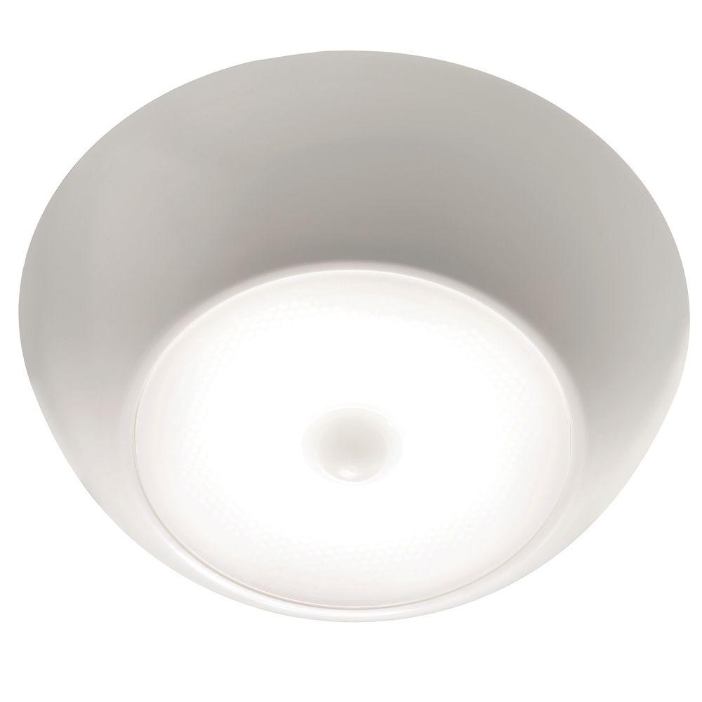 Mr Beams Light Bulbs Lighting The Home Depot Ultrabright Motion Activated 300 Lumen Battery Operated Led Ceiling Light