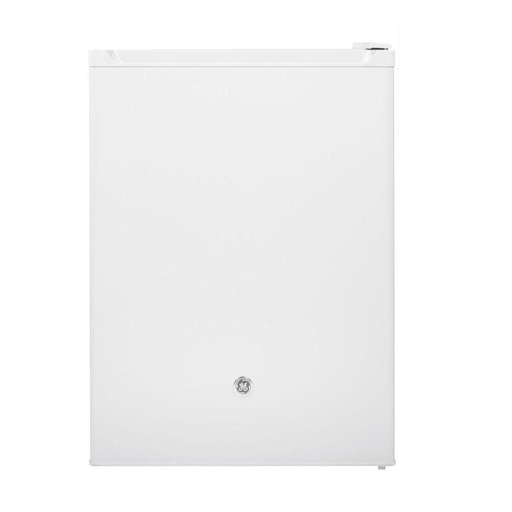 GE 5.6 cu. ft. Mini Refrigerator in WhiteGCE06GGHWW The Home Depot