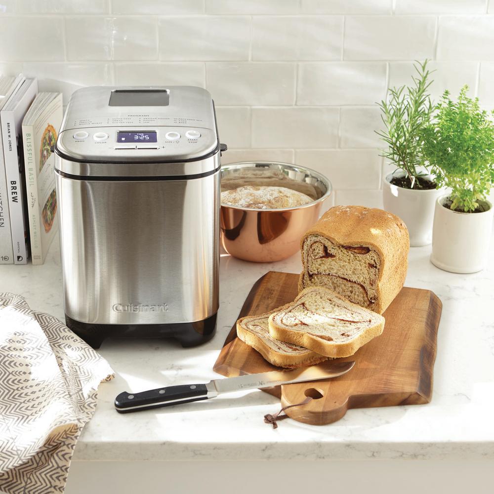 Featured image of post Cuisinart Compact Bread Maker The device is equipped with two blades for kneading the dough