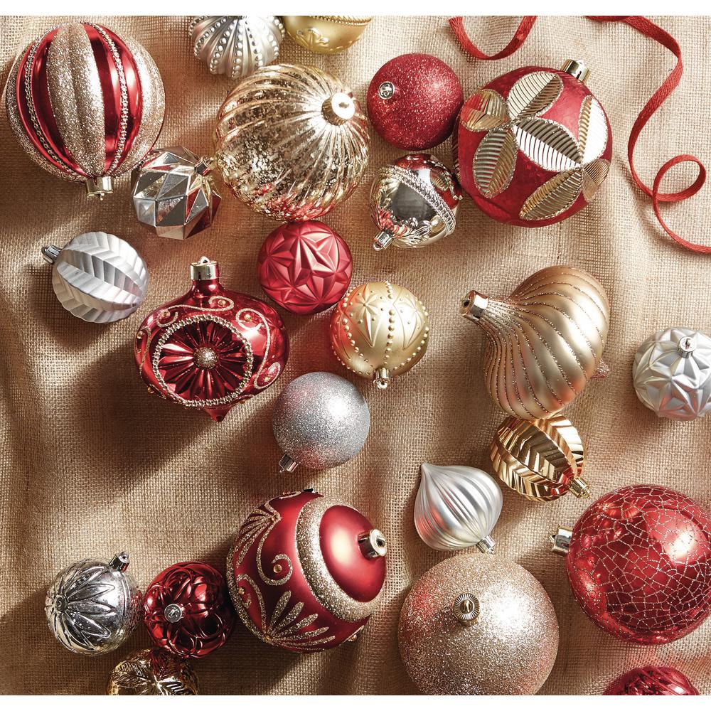 holiday christmas ornaments