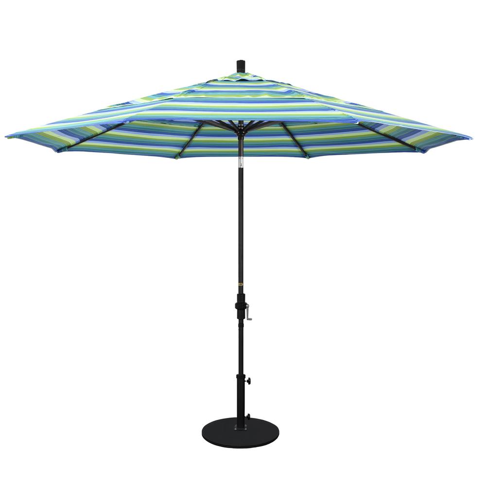 400 500 Market Umbrellas Patio Umbrellas The Home Depot