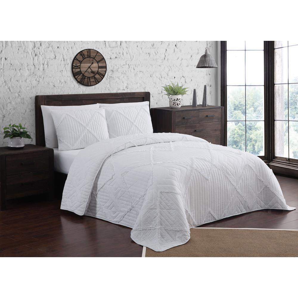 Asbury Ruffle White King Quilt Set (3piece) ASB3QTKINGGHWH The Home