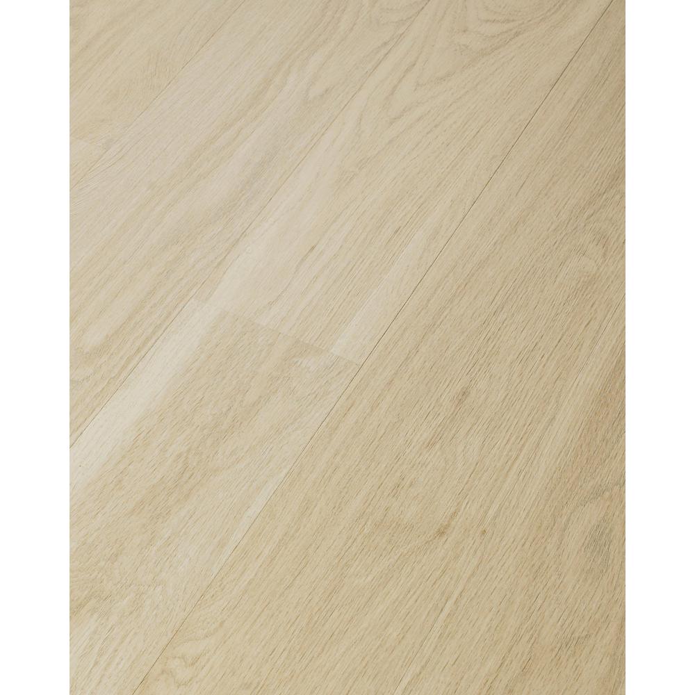 Shaw Montana Highlands 6 in. W x 48 in. L Click Lock Vinyl Plank