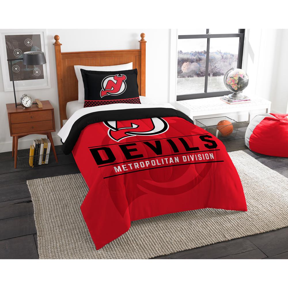 Nhl Wild Draft 3 Piece Multi Color Polyester Full Queen Comforter Devils Draft 2 Piece Multi Color Polyester Twin Comforter Set