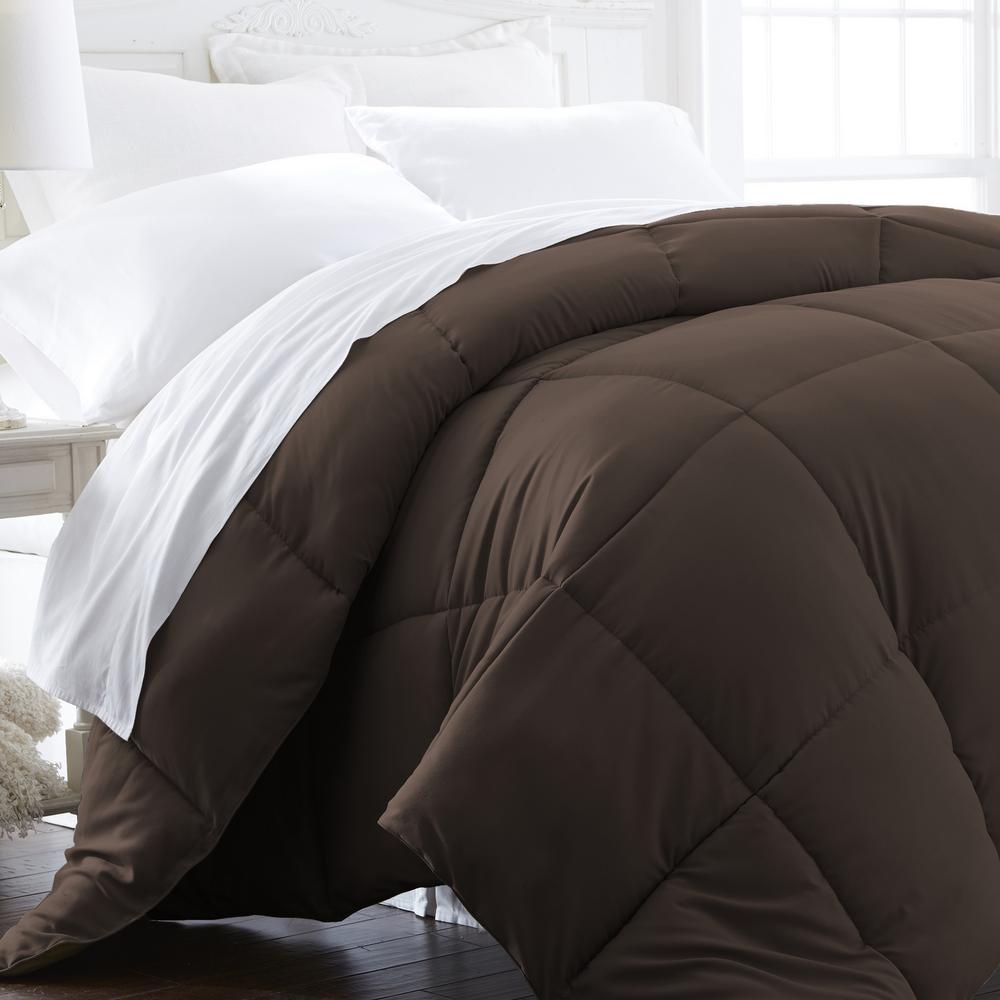 Becky Cameron Performance Chocolate Solid Queen Comforter Ieh Comf