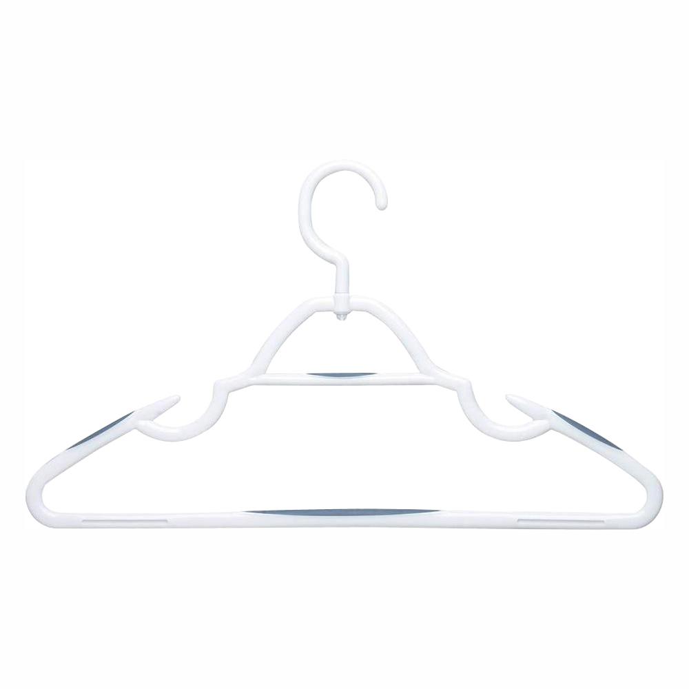 plastic clothes hangers