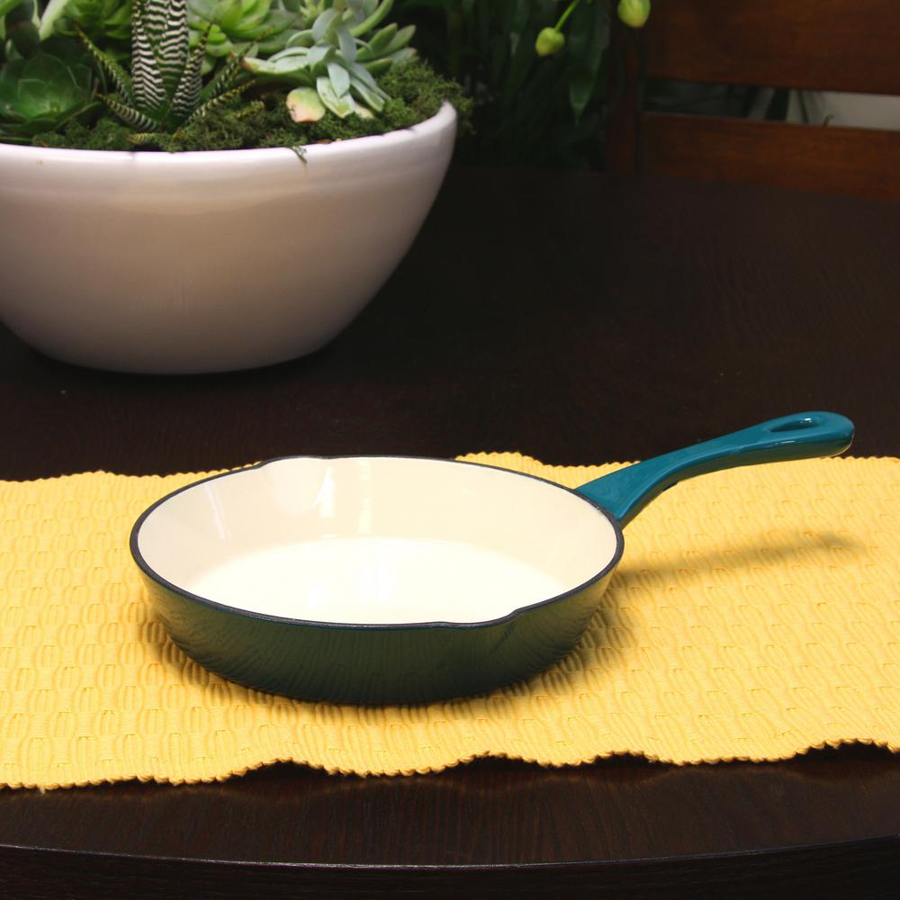 CrockPot Artisan 8 in. Enameled Cast Iron Skillet 985100784M The