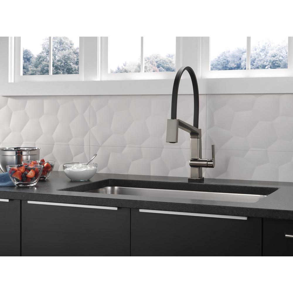 Delta Pivotal Single Handle Pull Down Sprayer Kitchen Faucet With Touch2o Technology And Magnatite Docking In Black Stainless 9693t Ks Dst The Home Depot