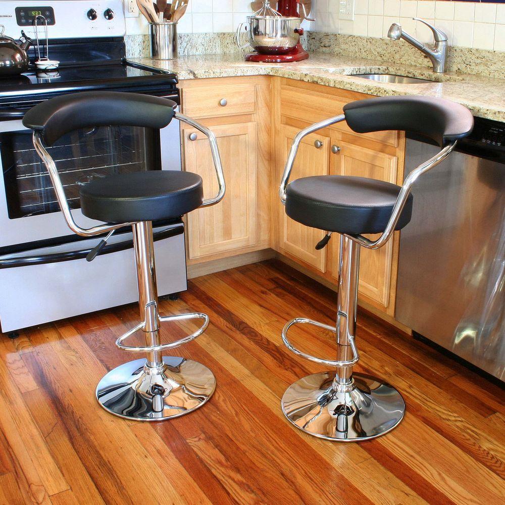 AmeriHome 33 in. Adjustable Height Black Swivel Cushioned Bar Stool