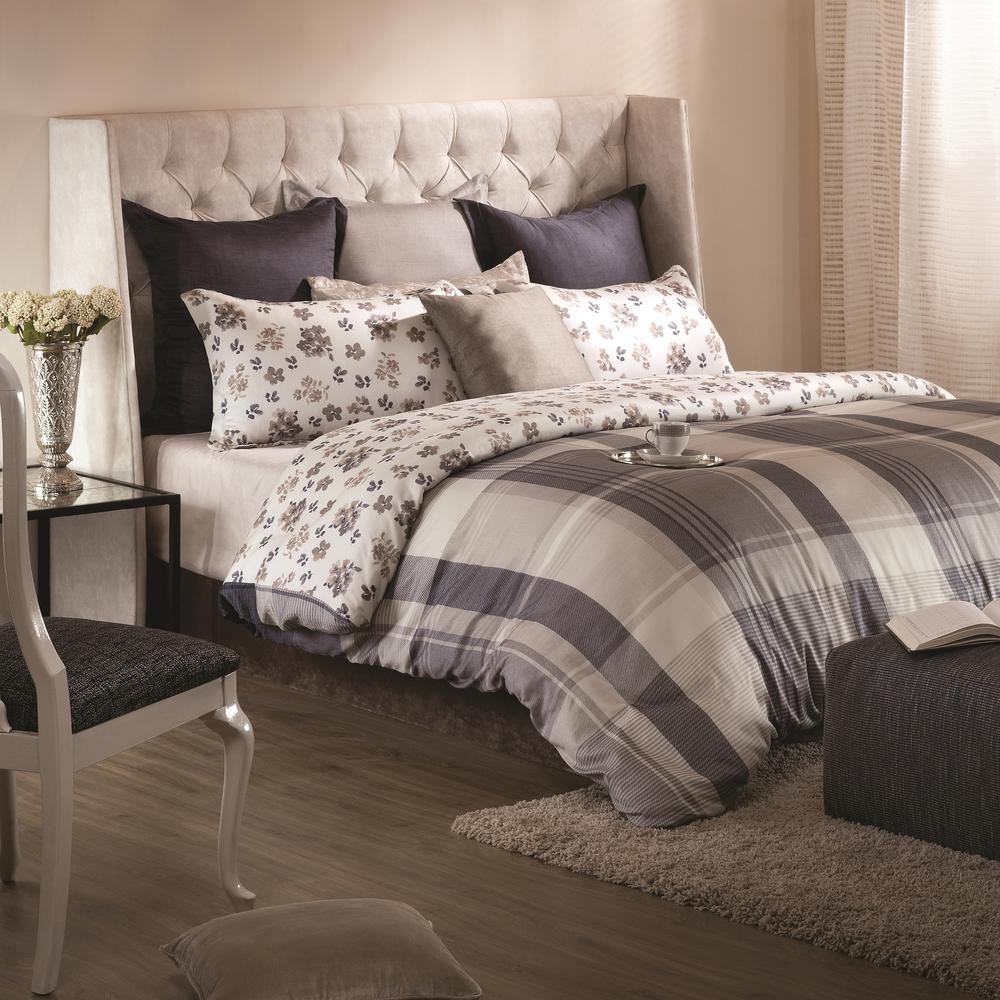 A1 Home Collections Madras 3 Piece Black White Queen Duvet Cover