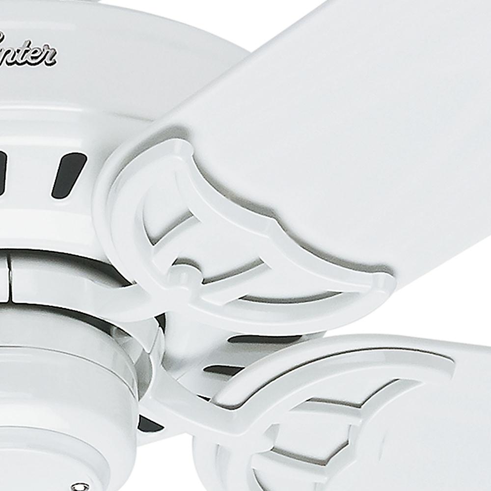 Hunter Bridgeport 52 In Indoor Outdoor White Damp Rated Ceiling Indoor Outdoor White Damp Rated Ceiling