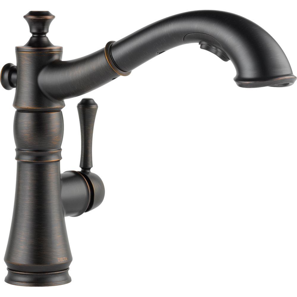 Delta Grant Single Handle Pull Out Sprayer Kitchen Faucet In
