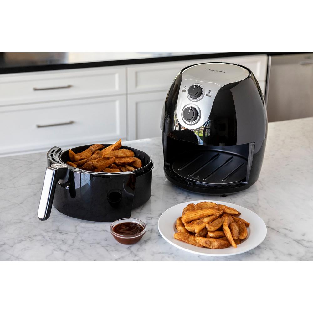 Magic Chef 5.6 Qt. XL BPA Free Easy Use Air Fryer with Free Recipe Book