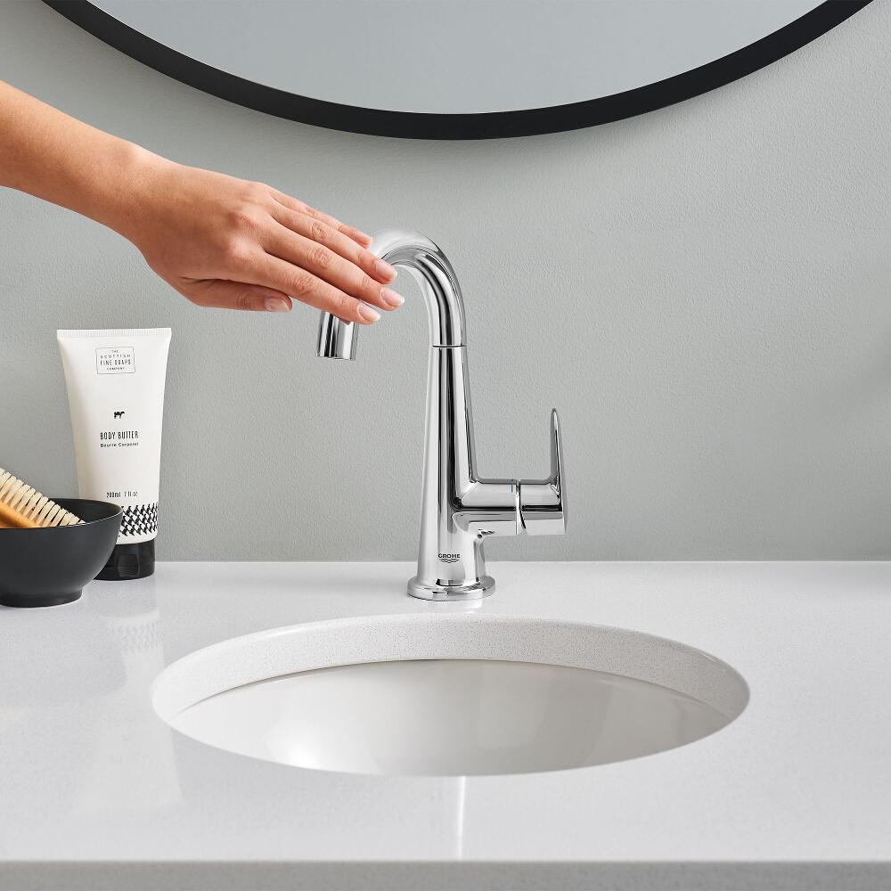 Grohe Veletto 4 In Centerset Single Handle Bathroom Faucet Starlight Chrome 23837000 The Home Depot Centerset Single Handle Bathroom Faucet