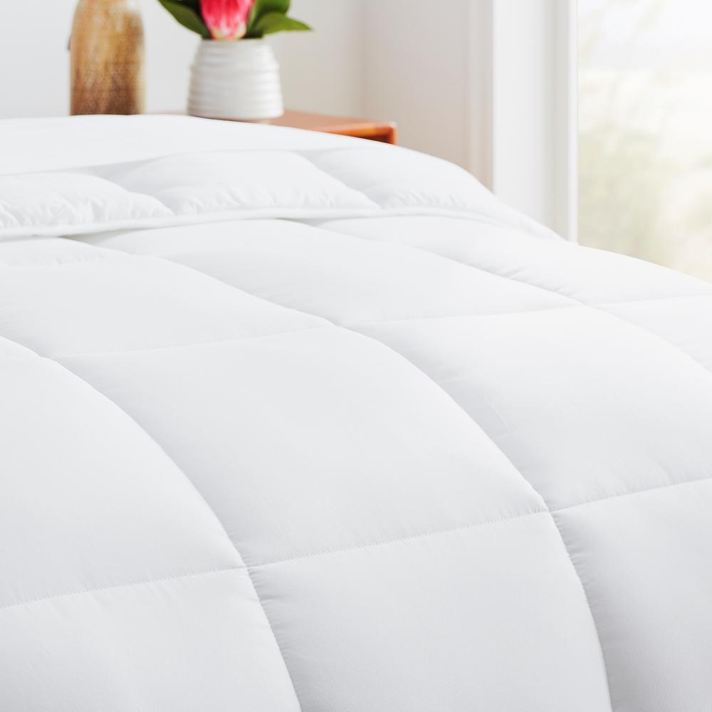 Linenspa White Oversized King Down Alternative Microfiber Comforter