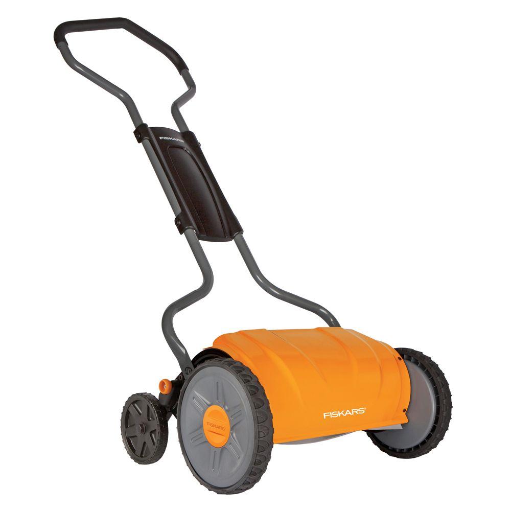 Fiskars StaySharp 17 inch Manual Push Walk Behind Non-Electric Reel Mower by Fiskars