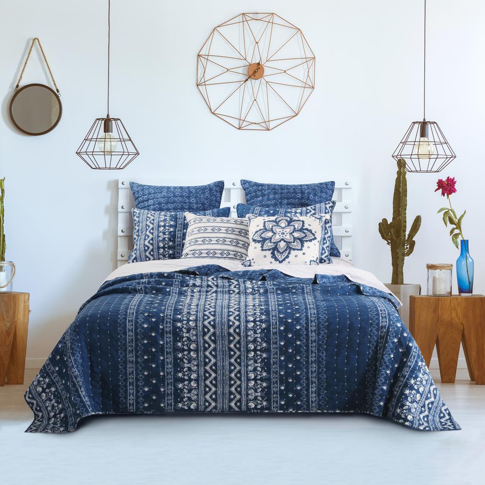 Barefoot Bungalow Embry Indigo Quilt Set 3 Piece Full Queen Gl 1709fmsq The Home Depot - Indigo Blue Bedding Set Barefoot Bungalow Embry Indigo Quilt Set 3 Piece Full Queen Gl 1709fmsq The Home Depot - Indigo Blue Bedding Set