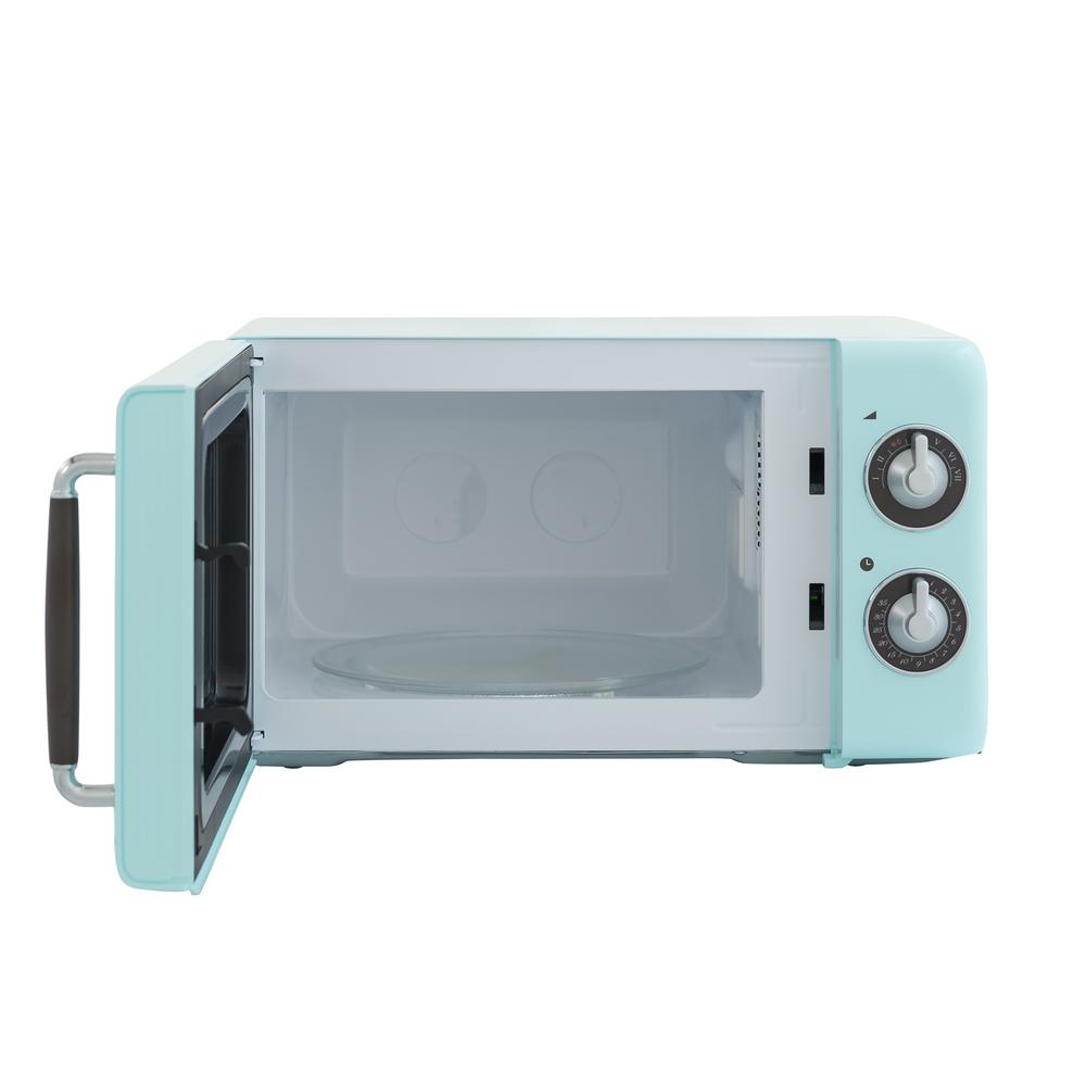 Magic Chef Retro 0 7 Cu Ft Countertop Microwave In Mint Green Retro 0 7 Cu Ft Countertop Microwave