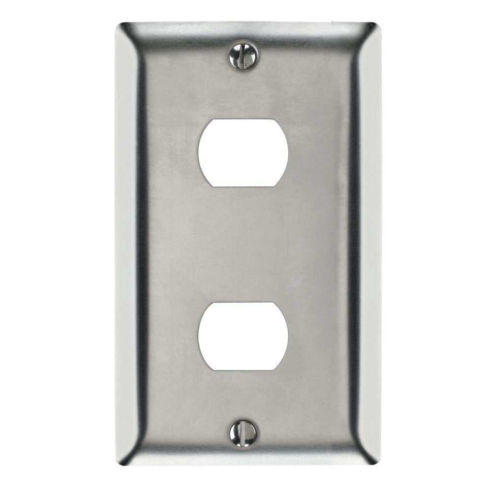 Legrand Pass and Seymour 1Gang Horizontal Opening 2Toggle Wall Plate