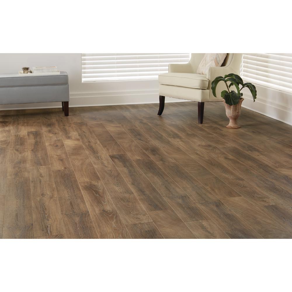 Yorkhill Oak Laminate Flooring - LAMINATE FLOORING