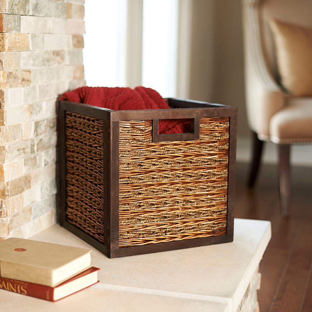 Household Essentials Seagrass Stair Basket with handleML5647 The