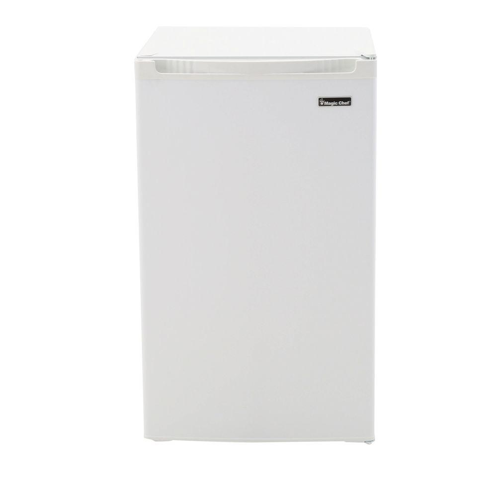 Magic Chef 4.4 cu. ft. Mini Refrigerator in White 