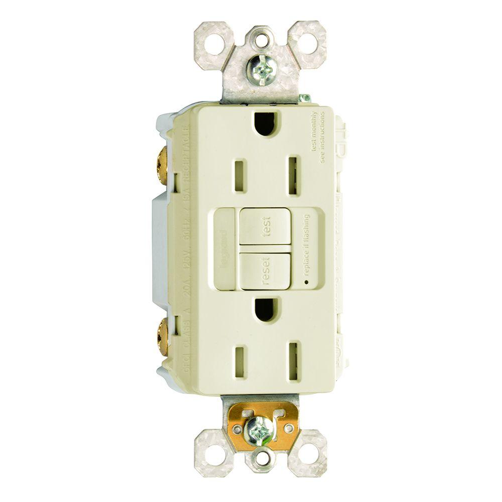 Legrand Pass & Seymour 15Amp TamperResistant GFCI Combo Receptacle and Nightlight