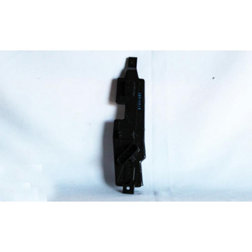 TYC 11-1914-20 Chevrolet/GMC Driver Side Replacement Tail Light Assembly