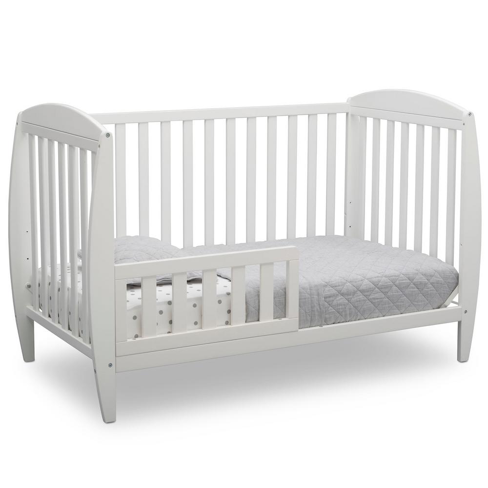 white delta 4 in 1 crib