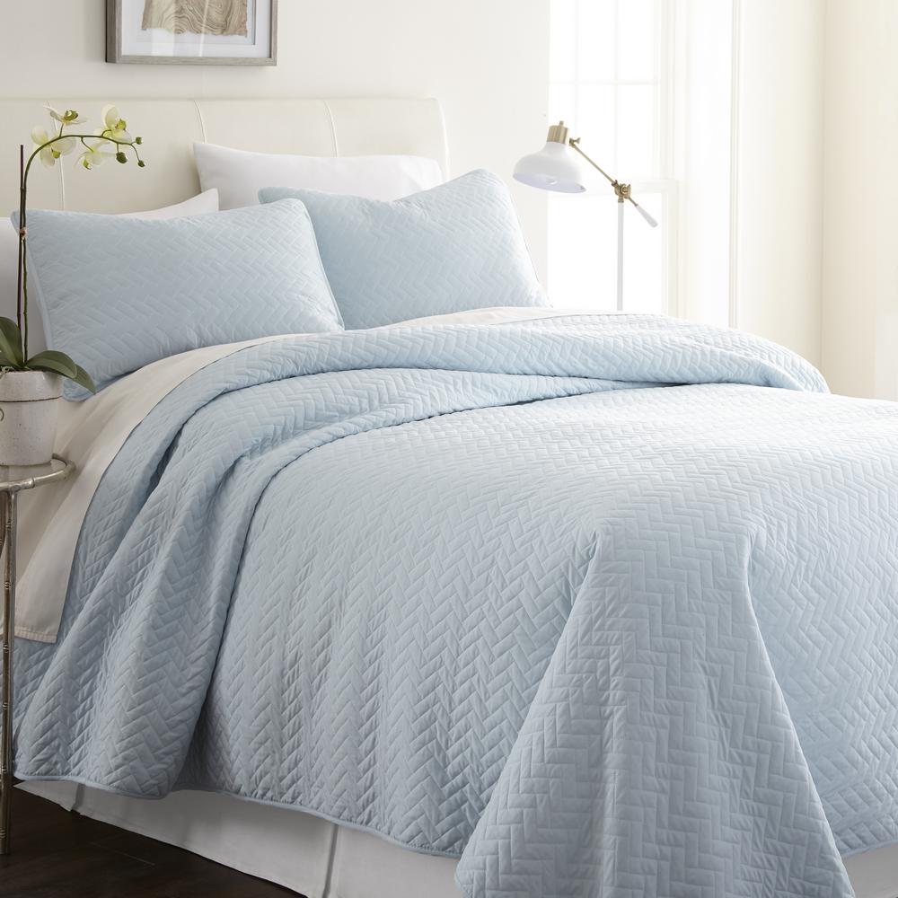 Becky Cameron Herring Pale Blue Queen Performance Quilted Coverlet