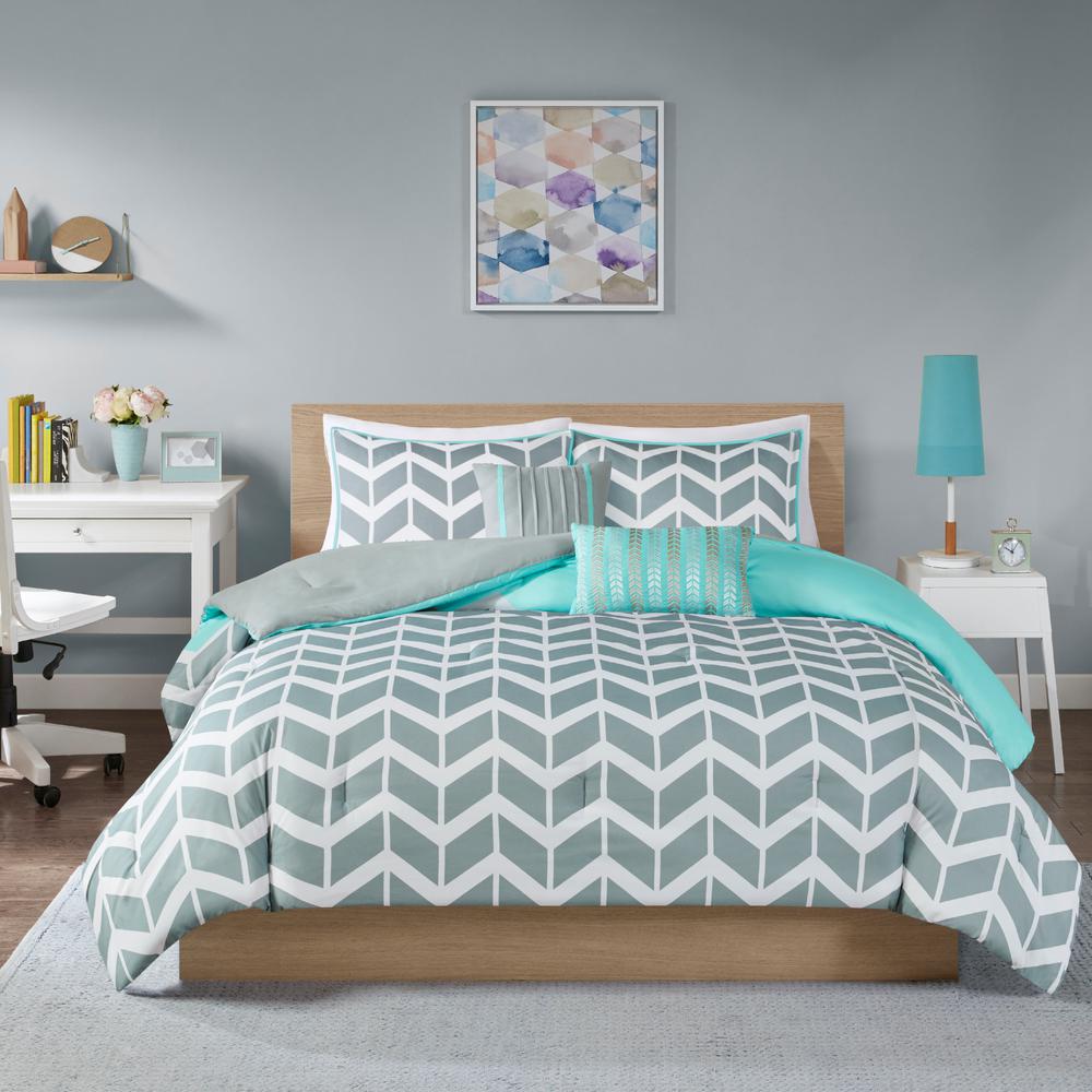 Intelligent Design Laila 4 Piece Teal Twin Comforter Set Id10 231 The Home Depot