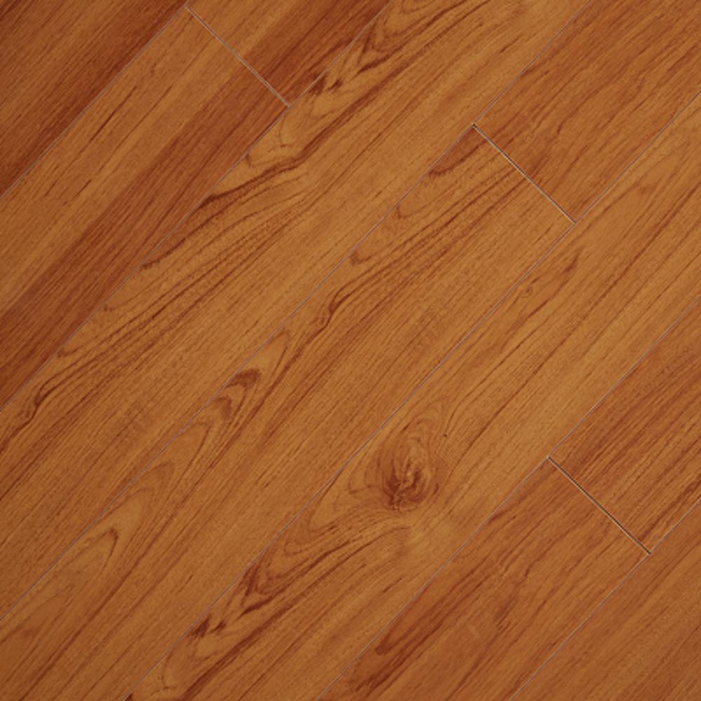 Home Decorators Collection High Gloss Alexander Oak 8 Mm Thick X 5 In Wide 47 3 4 Length Laminate Flooring 636 48 Sq Ft Pallet