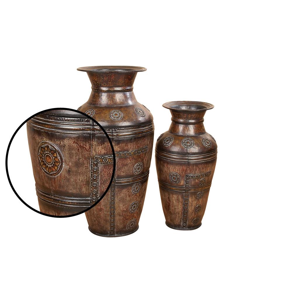 Litton Lane Antique Brown Iron Decorative Floor Vases Set Of 2 75714 The Home Depot